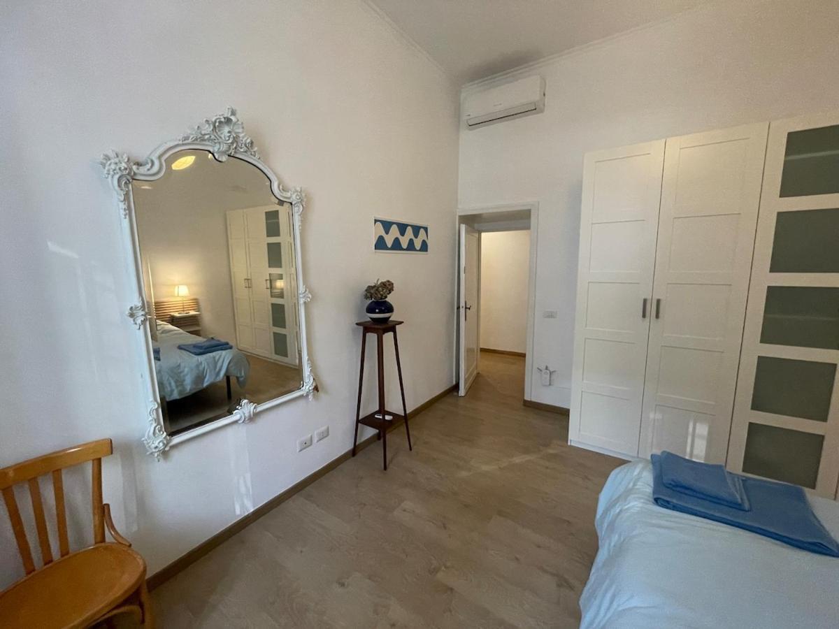Theo's House In Ostiense Roma