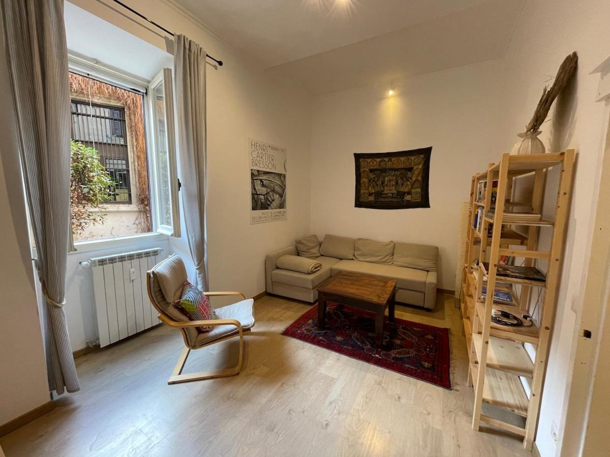 Theo's House In Ostiense Appartamento Roma